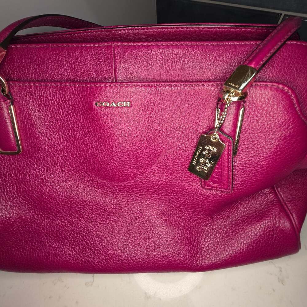 Coach Madison Phoebe Shoulder Bag Pink Pebbled Leather Satchel